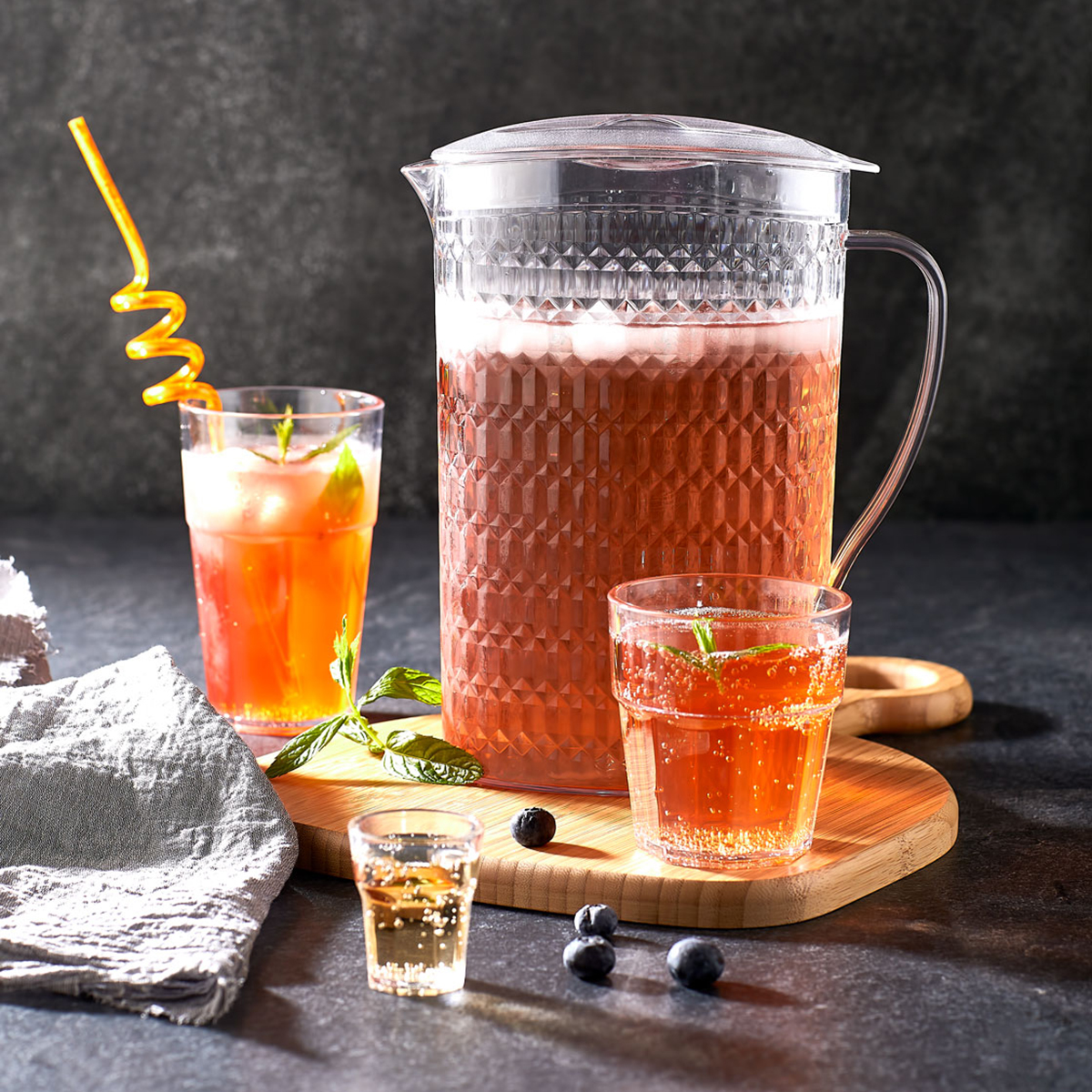 PC 2,2 liters, diamond pitcher - Image 2