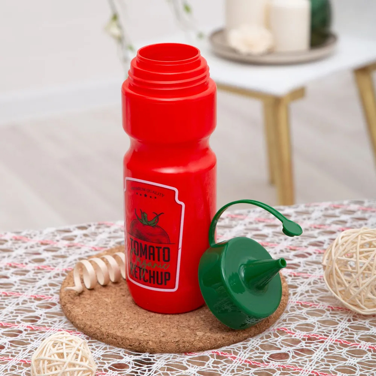 Herevin 600 CC Patterned Ketchup Bottle, Red - Image 2