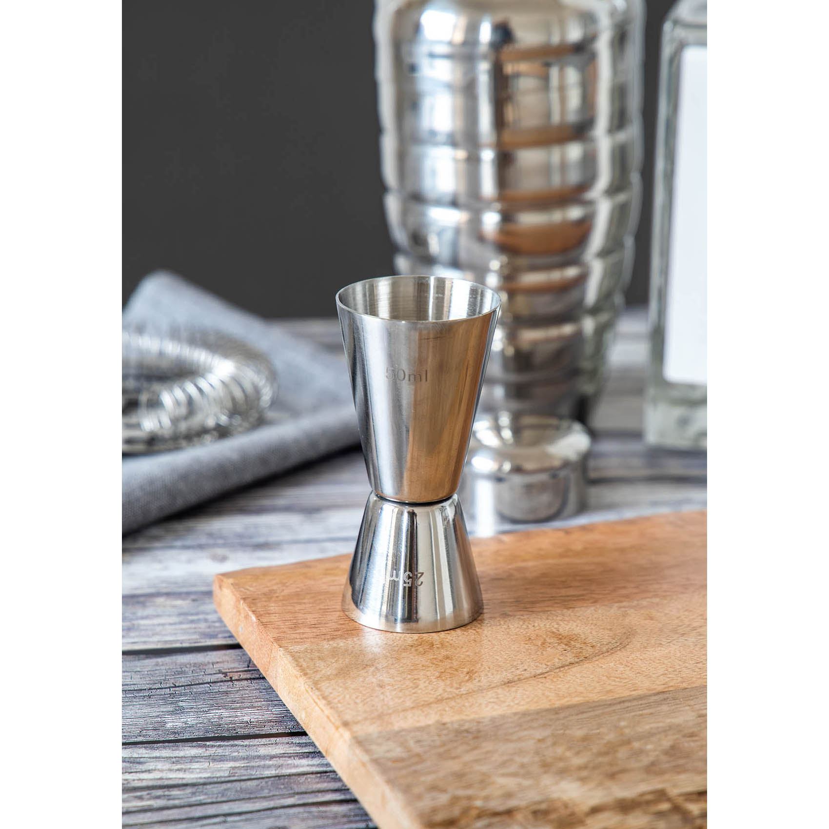 BarCraft Stainless Steel Dual Measure Spirit Measure Cup, Carded - Image 4