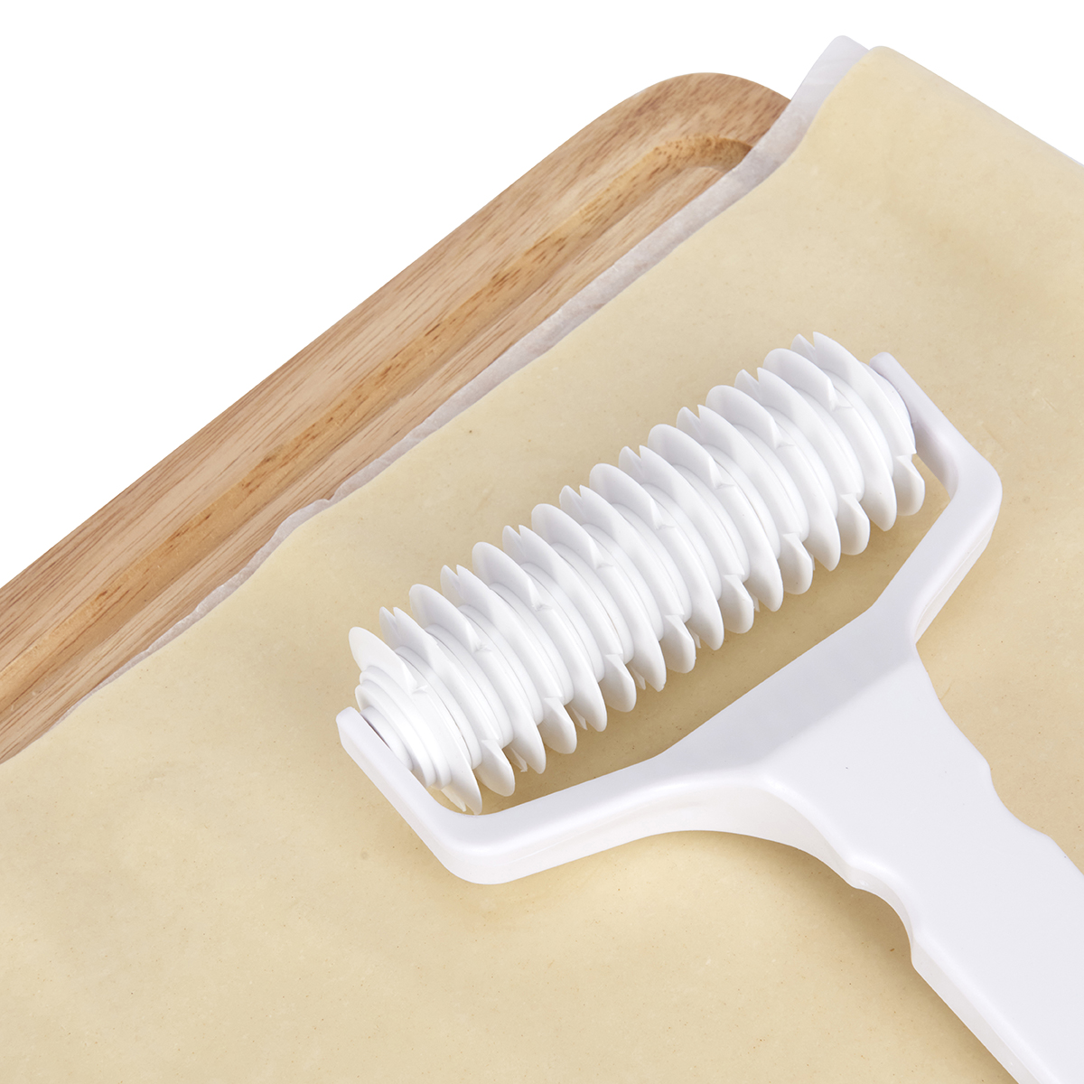 KitchenCraft White Lattice Pastry Roller, Blister Packed - Image 3