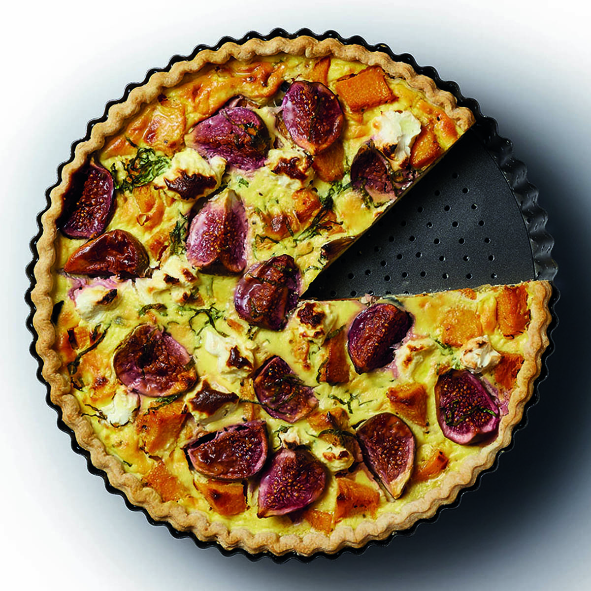 MasterClass Crusty Bake Fluted Round Flan/Quiche Tin, 18x3cm, Sleeved - Image 2