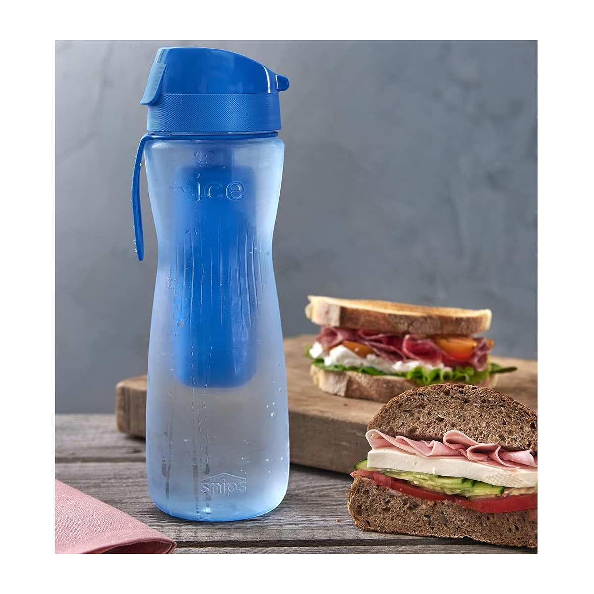 Snips Tritan Cooling Water Bottle, 0.75 Liters - Image 4