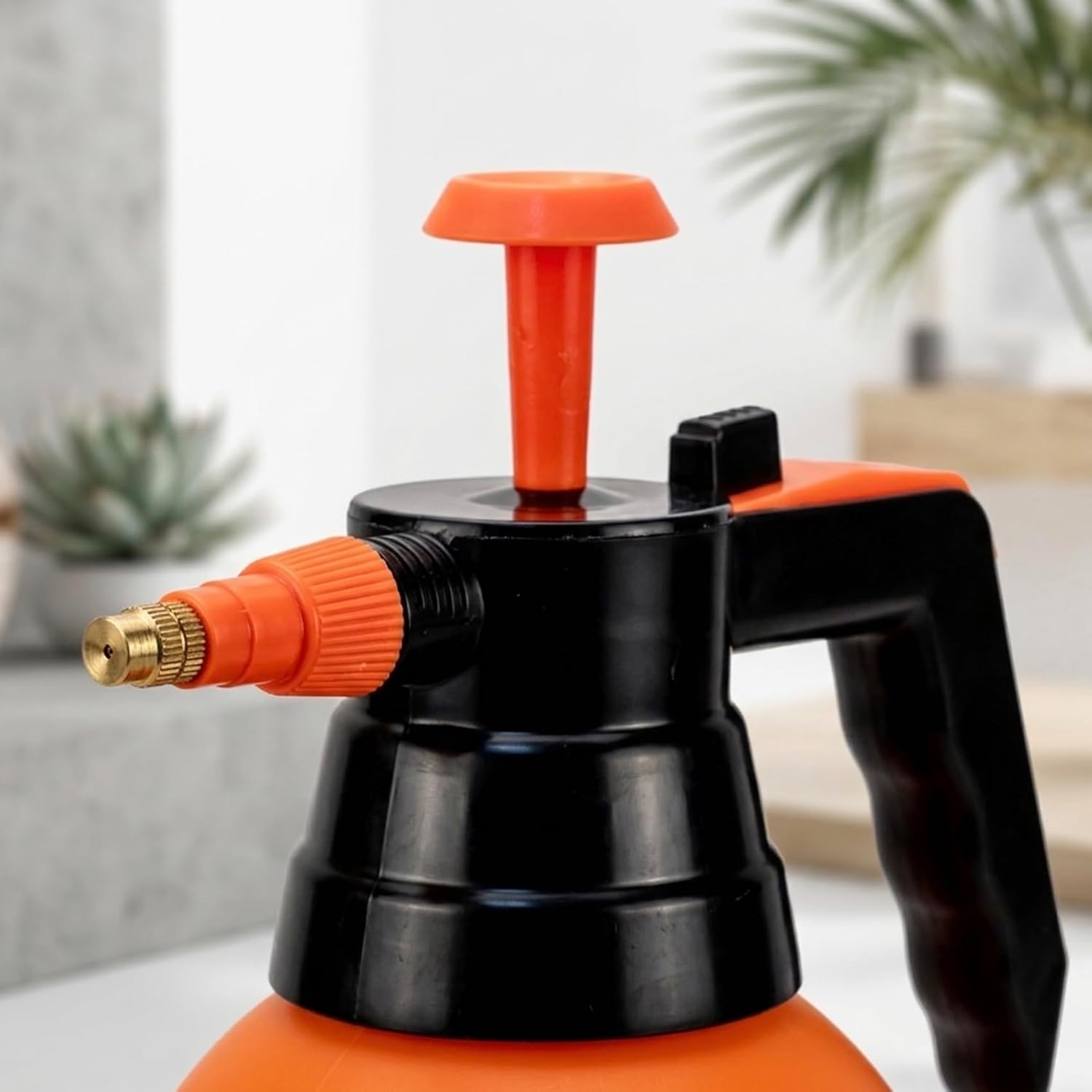 Cuisine Art 2-Litre Garden Pump Pressure Sprayer, Handheld 2L Spray Bottle with Brass Adjustable Nozzle, Trigger Lock & Scale, Fine Mist to Jet Stream for Plants, Weeds, Pest Control & Cleaning - Image 2