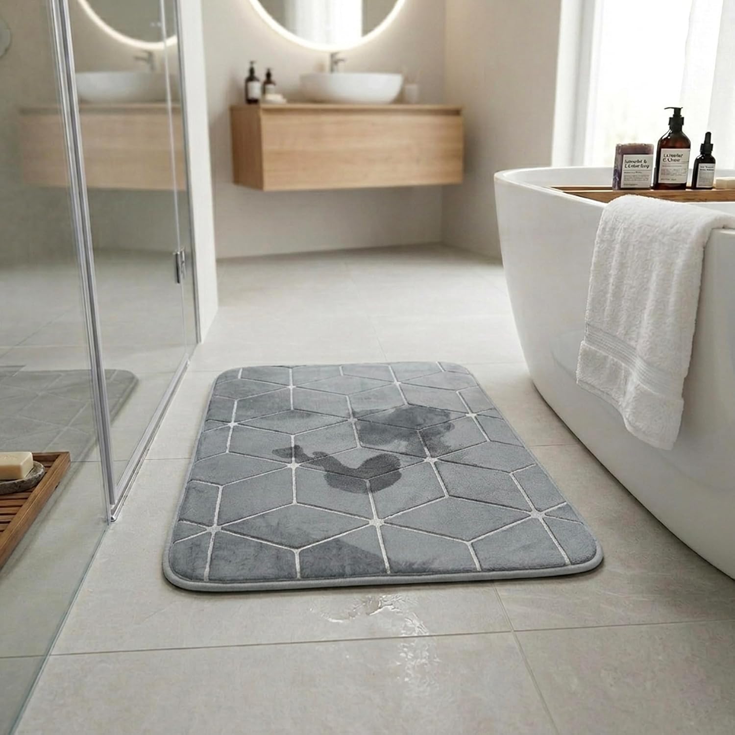 Ultra-Absorbent Memory Foam Bath Mat 40x60cm Plush Grey Bathroom Rug with Non-Slip Backing Quick-Dry Debossed Geometric Pattern Soft Decorative Floor Mat for Shower & Tub - Image 2